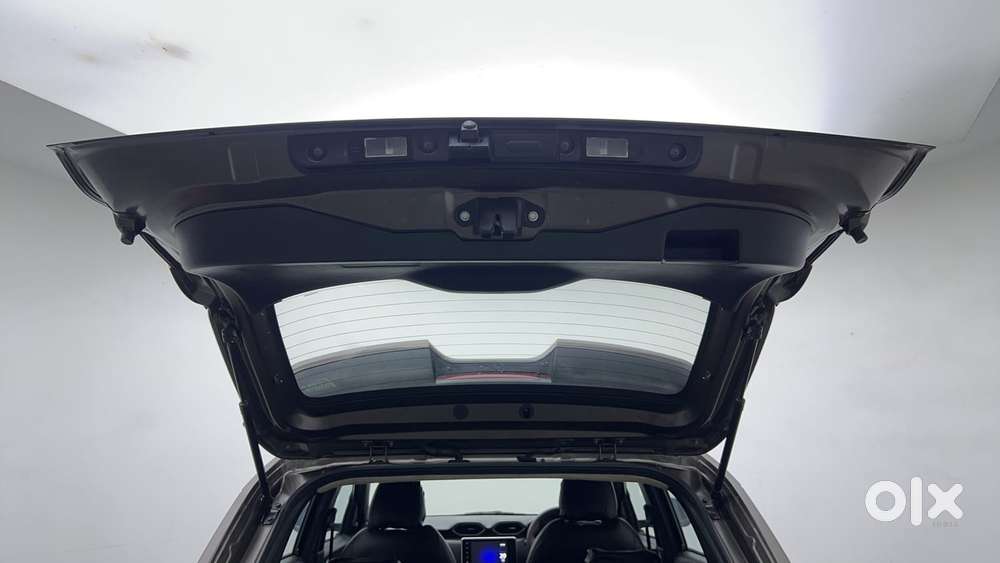 Nissan Magnite 1.0 Xv Premium Turbo Cvt, 2022, Petrol