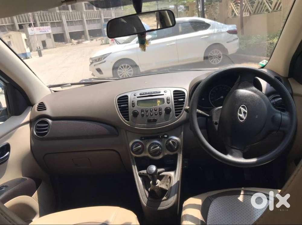 Hyundai I10 Sportz 2011