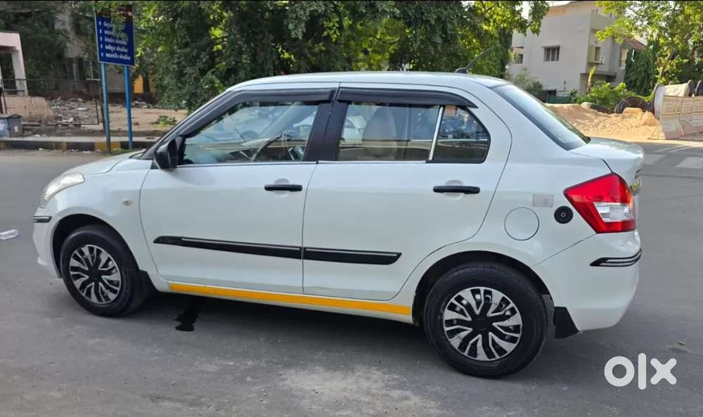 Maruti Suzuki Dzire 1.2 Vxi Cng, 2022, Cng & Hybrids