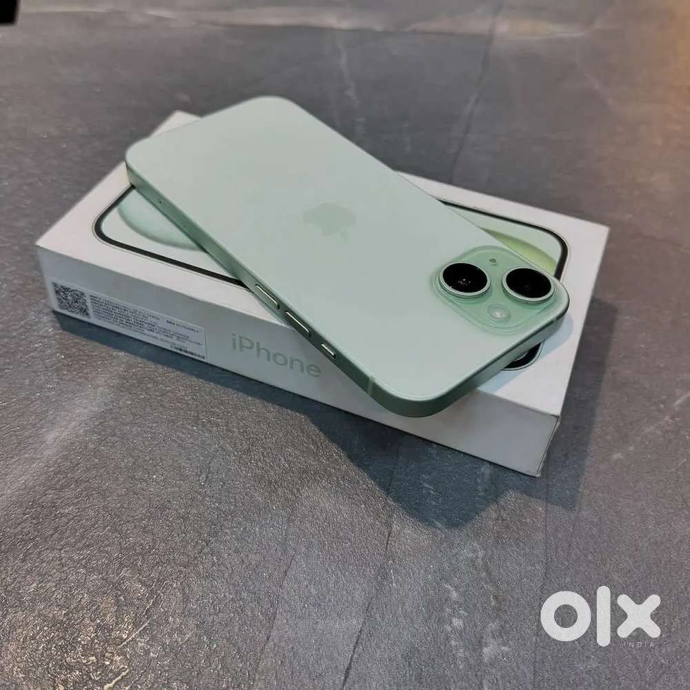 Selling my iphone 15 with accessories and bill box in good condition