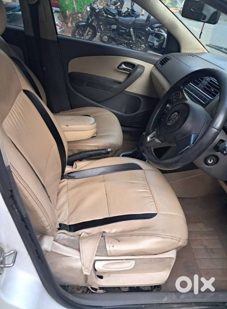 Volkswagen Vento 2010-2013 Diesel Comfortline, 2011