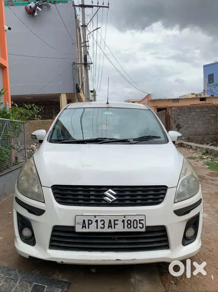 Maruti Suzuki Ertiga 2013