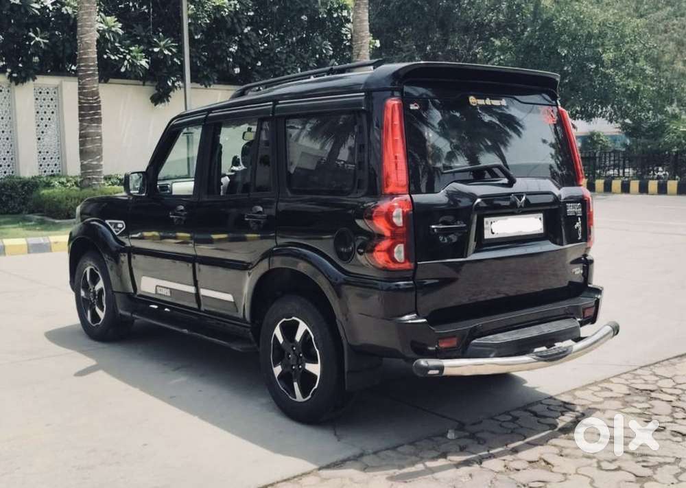 Mahindra Scorpio Classic 2.2 S 11 Mt 7 Str, 2023, Diesel