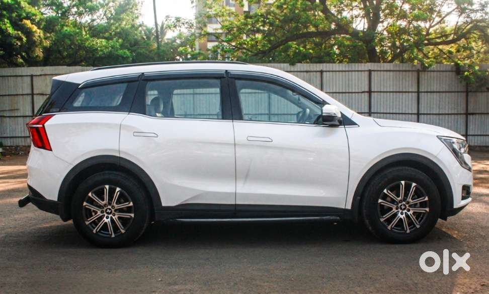 Mahindra Xuv700 2.2 Ax 7 Diesel At Str, 2024, Petrol