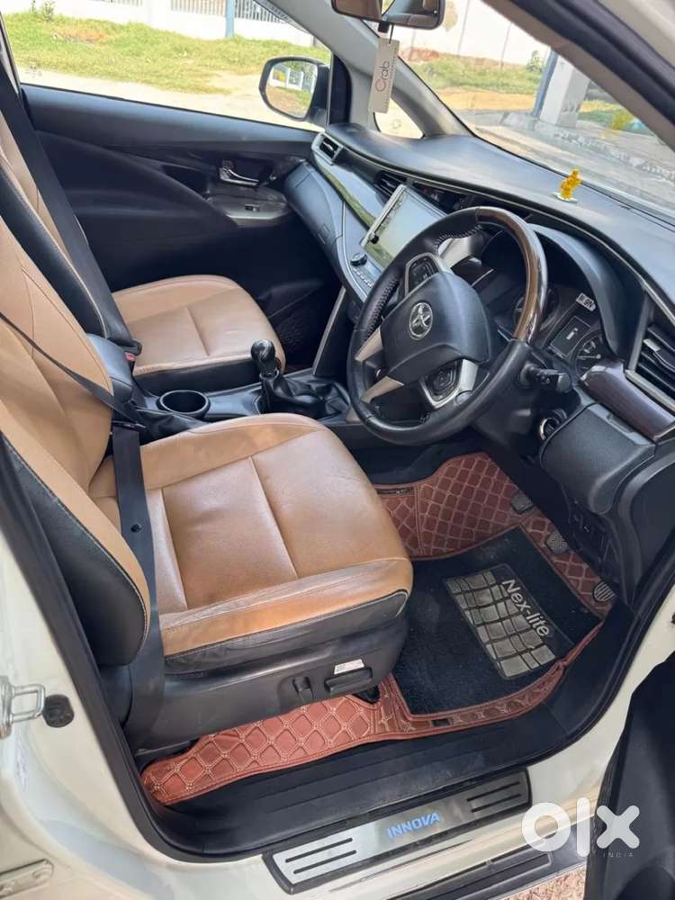 Toyota Innova Crysta [2020-ongoing] 2.4 Zx 7 Str, 2022, Diesel