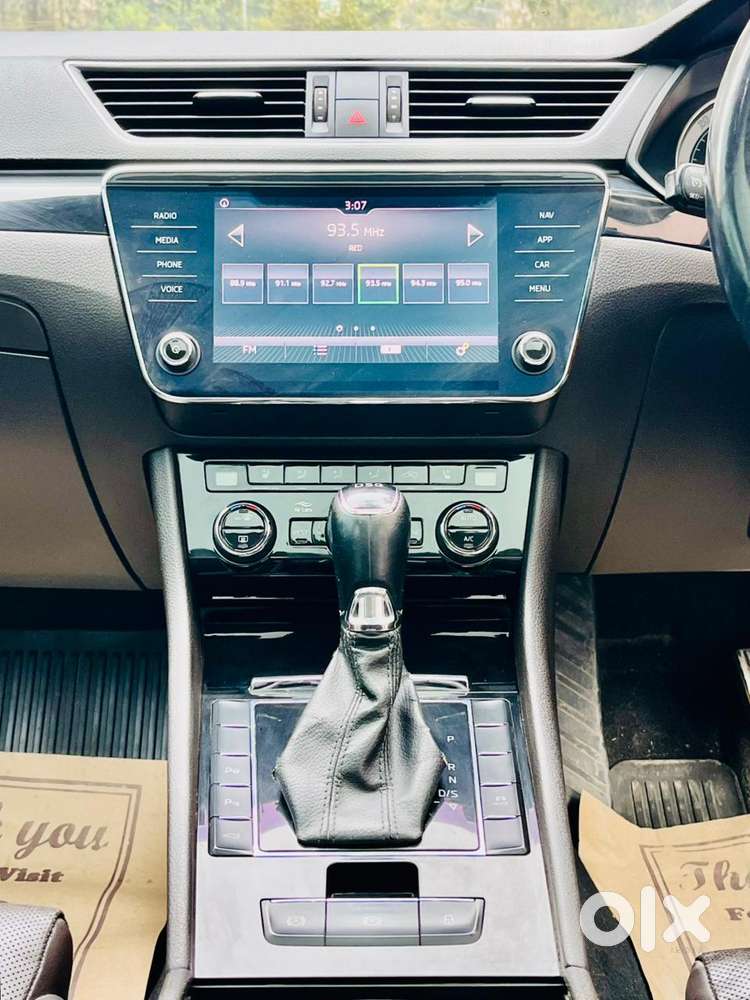 Skoda Superb L&k 2.0 Tdi At, 2019, Diesel