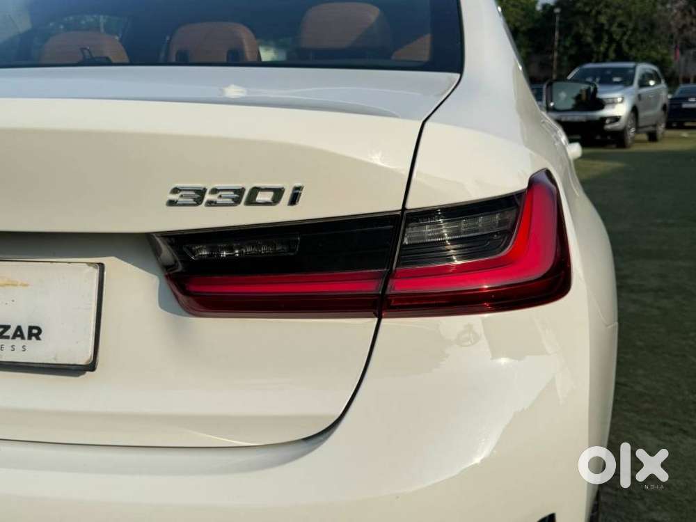 Bmw 3 Series 330i, 2022, Petrol