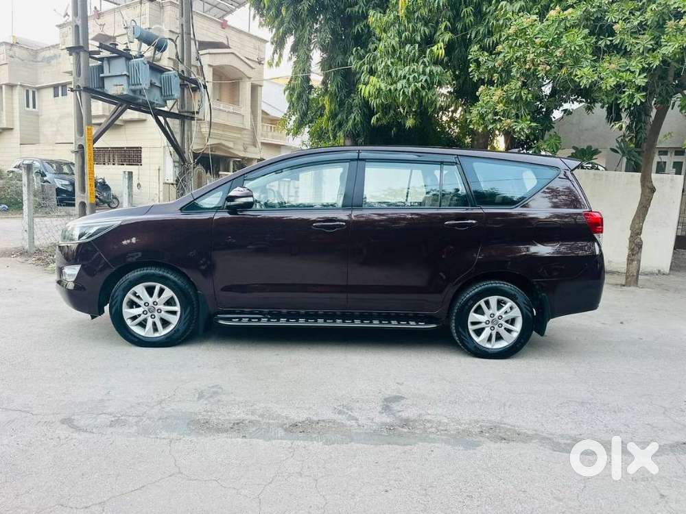 Toyota Innova Crysta 2.8 Gx At, 2016, Diesel