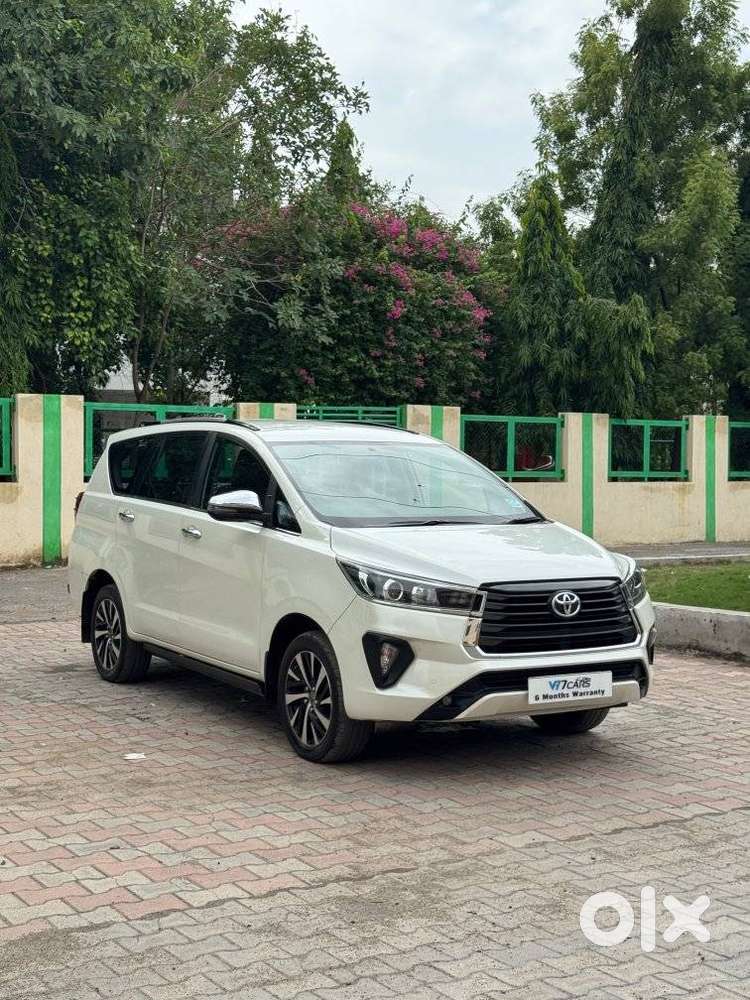 Toyota Innova Crysta 2.8 Zx At 7 Seater, 2021, Diesel
