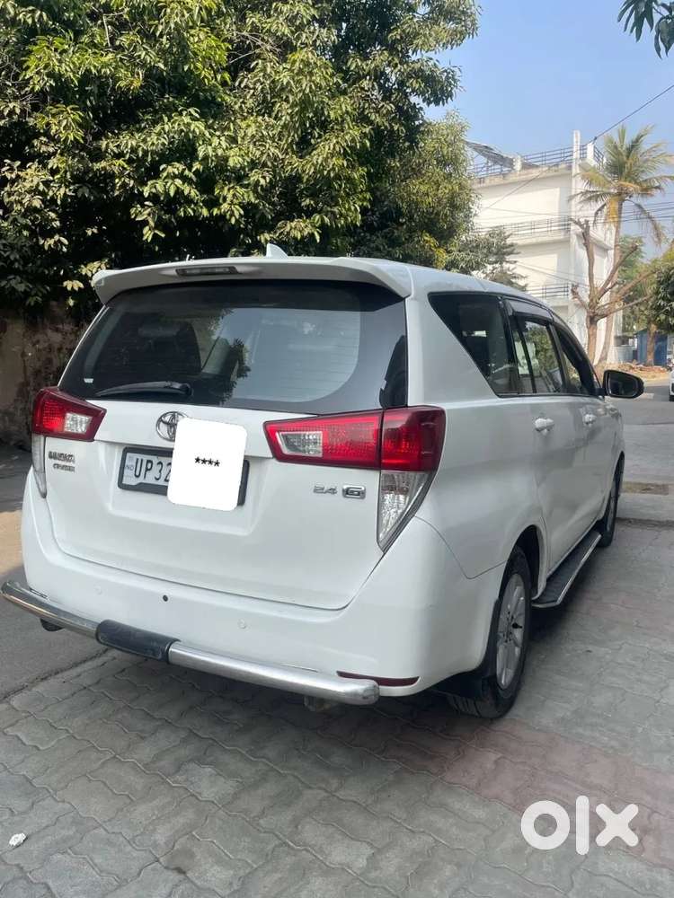Toyota Innova Crysta 2.4 G Mt 7 Str, 2017, Diesel