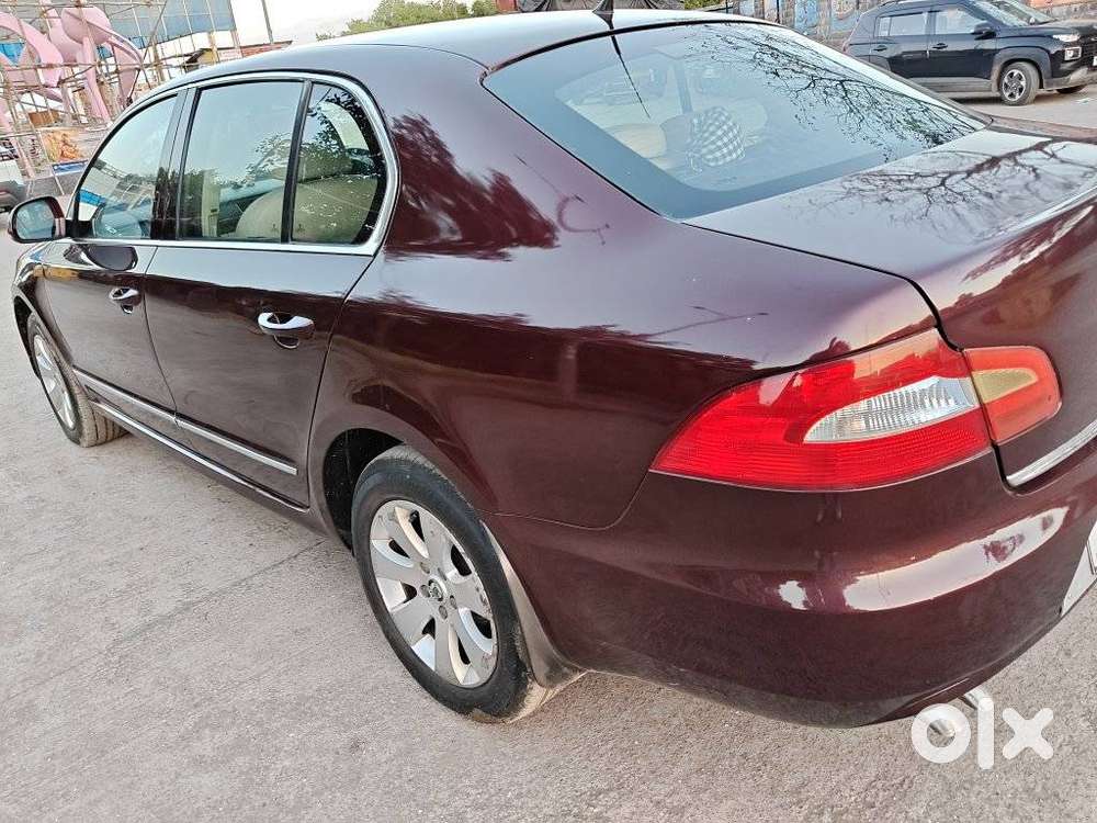 Skoda Superb Elegance Tdi 2.0 At, 2010, Diesel