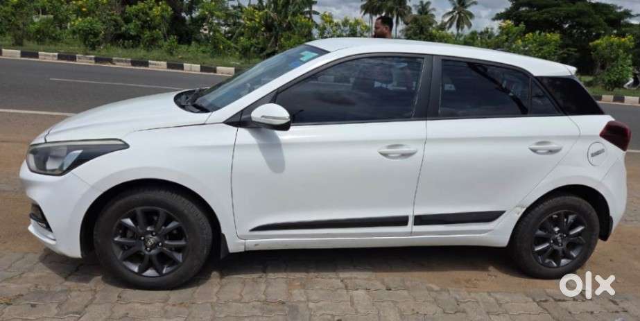 Hyundai I20 Sportz Plus, 2020, Petrol