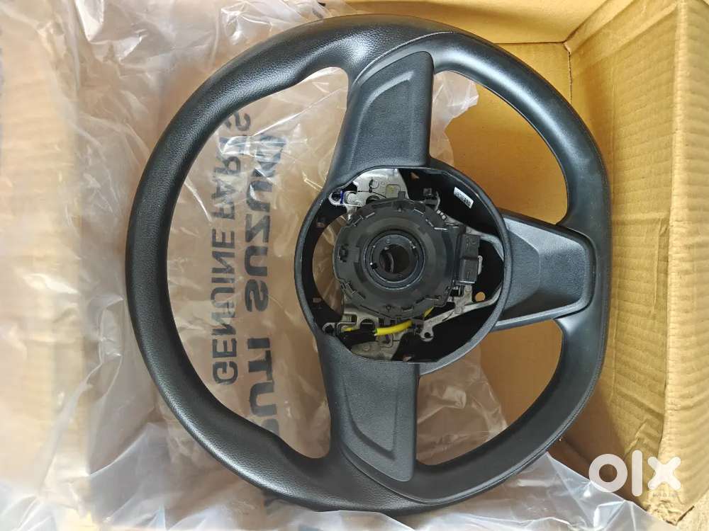 FRONX, basic steering, basic ORVMs, basic seat adjusterment stand