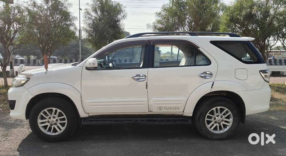 Toyota Fortuner 3.0 4x2 Automatic, 2013, Diesel