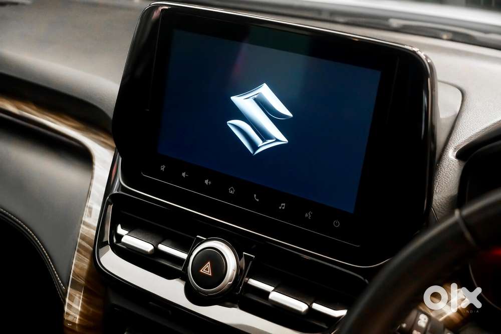 Maruti Suzuki Grand Vitara 1.5 Alpha Plus Intelligent Hybrid Ecvt, 2..