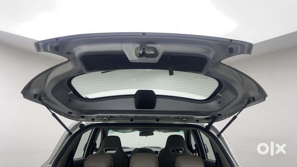 Mahindra Kuv 100 Mfalcon G80 K8, 2016, Petrol