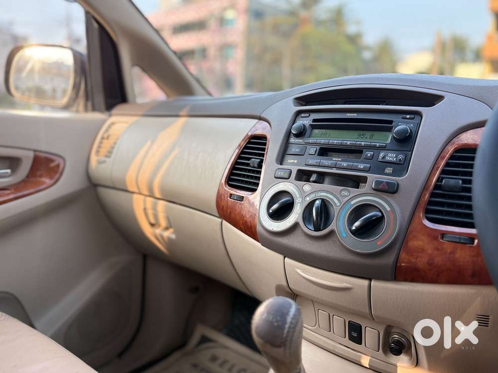 Toyota Innova 2.5 V 7 Str, 2008, Diesel