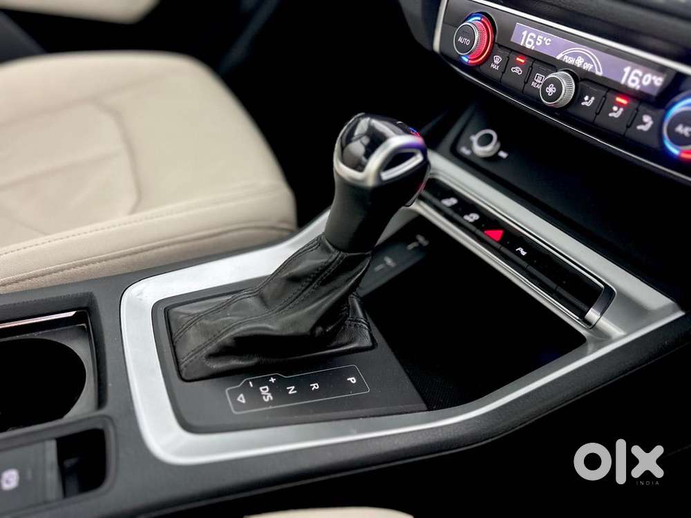 Audi Q3 40 Tfsi Premium Plus, 2023, Petrol