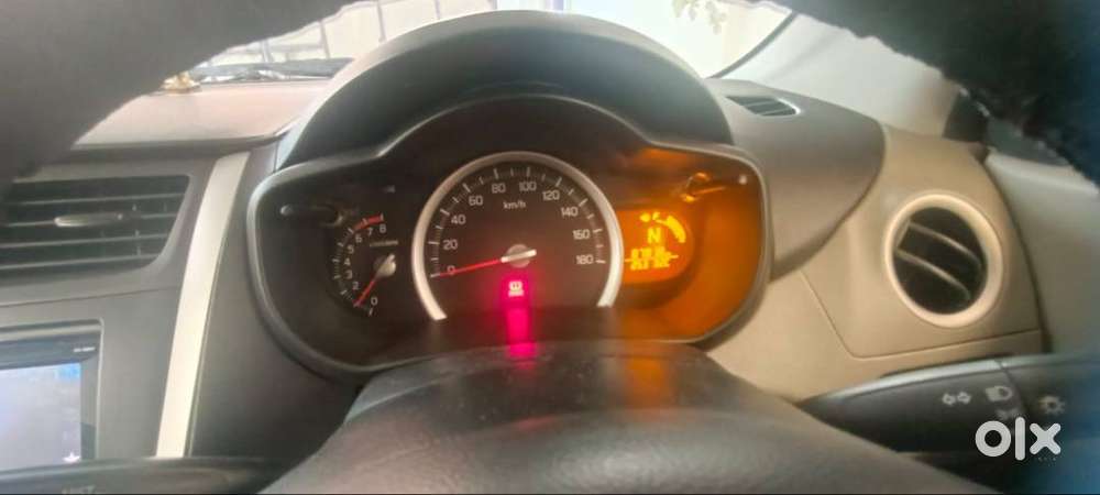 Maruti Suzuki Celerio 2014 Petrol, Company Service Only