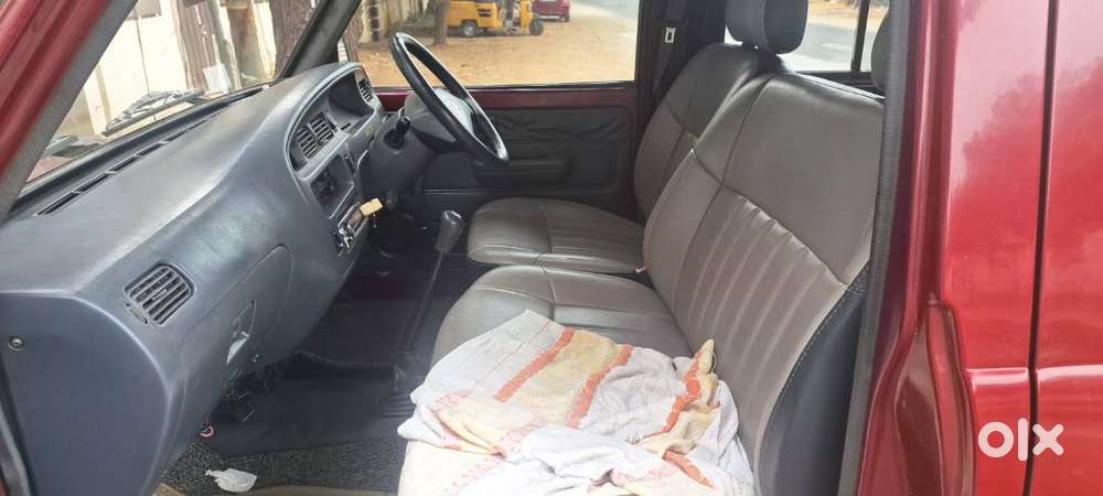 Toyota Qualis 2002 Diesel Well Maintained