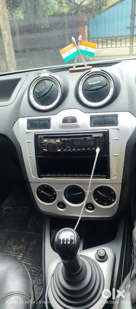Ford Figo Titatinium 2010