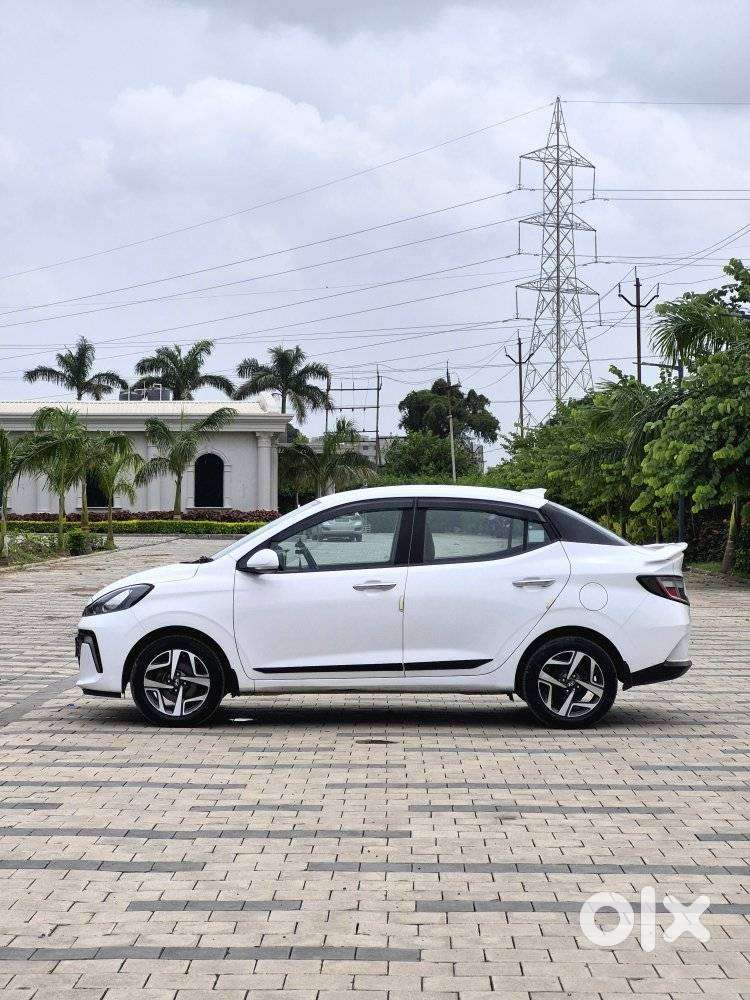 Hyundai Aura 1.2 Sx Cng, 2023, Cng & Hybrids