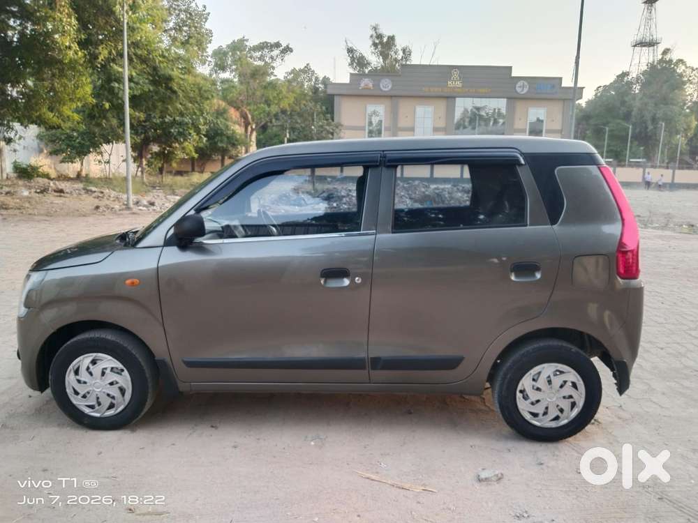 Maruti Suzuki Wagon R 1.0 Vxi Cng, 2022, Cng & Hybrids
