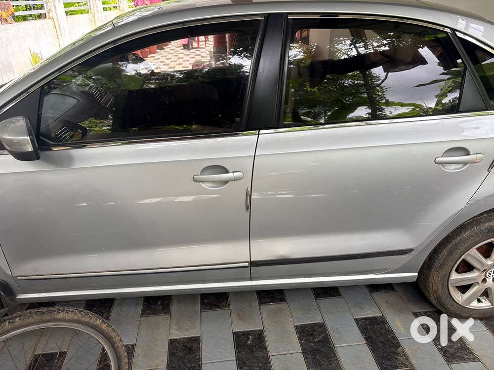 2011 Volkswagen Vento Manual