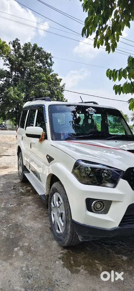 Mahindra Scorpio S5 2018 Diesel Manual