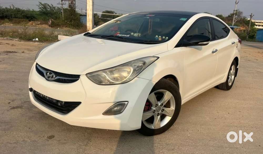 Hyundai Elantra Diesel 160000 Km Driven