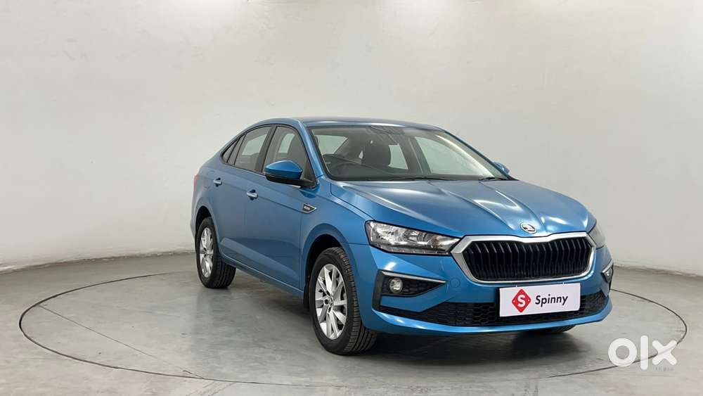 Skoda Slavia Ambition 1.0l Tsi At, 2023, Petrol