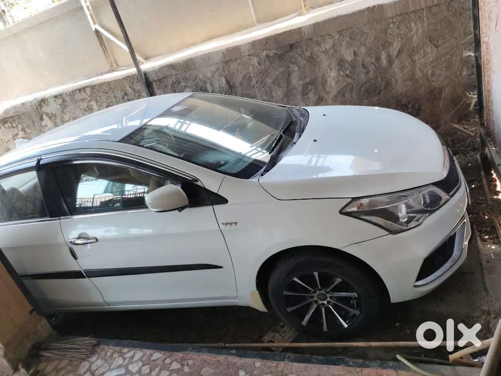 Maruti Suzuki Ciaz 2015 Petrol 73000 Km Driven