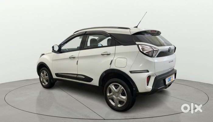 Tata Nexon 1.2 Revotron Xm Plus (s), 2023, Petrol