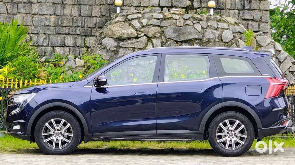 Mahindra Xuv700 Ax7l 6 Str At, 2022, Diesel