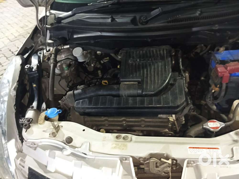 Maruti Suzuki Swift Vvt Vxi, 2012, Petrol