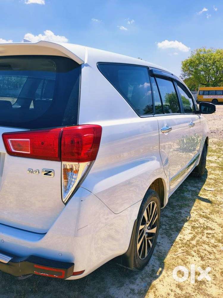 Toyota Innova Crysta Zx 2.4 Diesel 7 Seater, 2025, Diesel