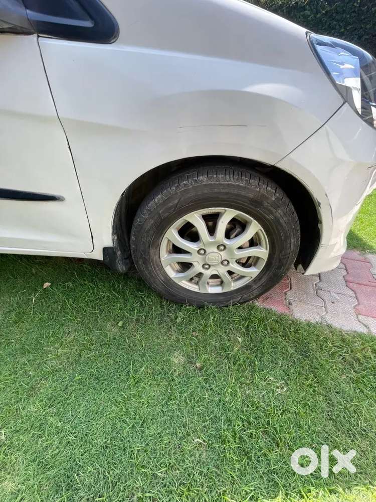 Honda Amaze 2013 Top Model (petrol)