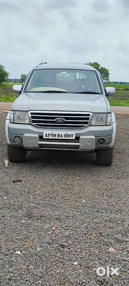Ford Endeavour 2005 Diesel 180000 Km Driven