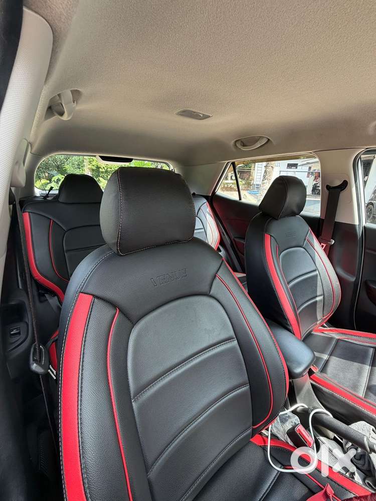 Hyundai Venue Petrol 2021