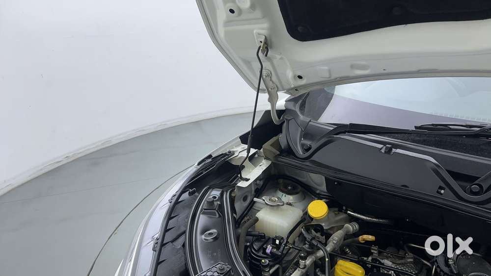 Nissan Magnite 1.0 Xv Premium Turbo Cvt (o), 2022, Petrol