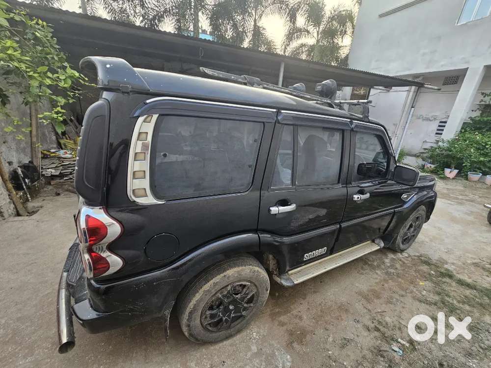 Mahindra Scorpio 2020 Diesel Manual