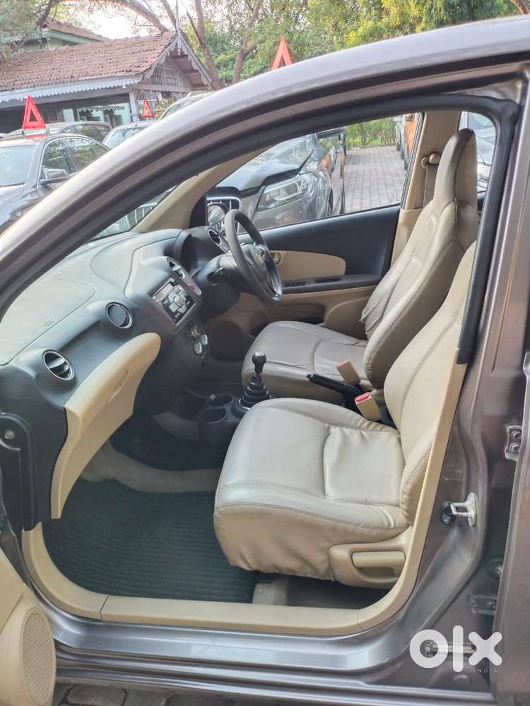 Honda Brio V Mt, 2012, Petrol