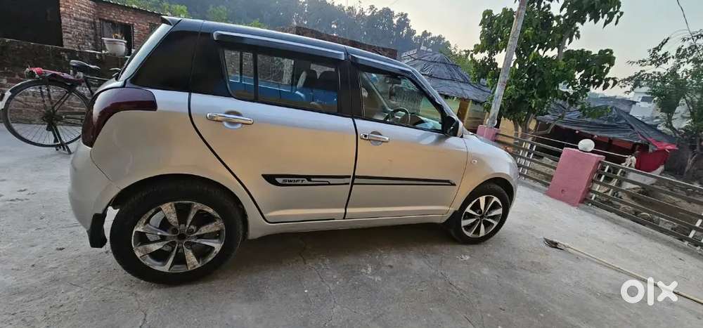Maruti Suzuki Swift Vxi 2006 Km Driven