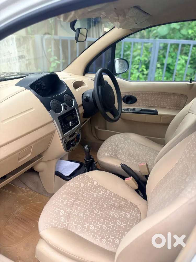 Chevrolet Spark 2011 Petrol Well Maintained