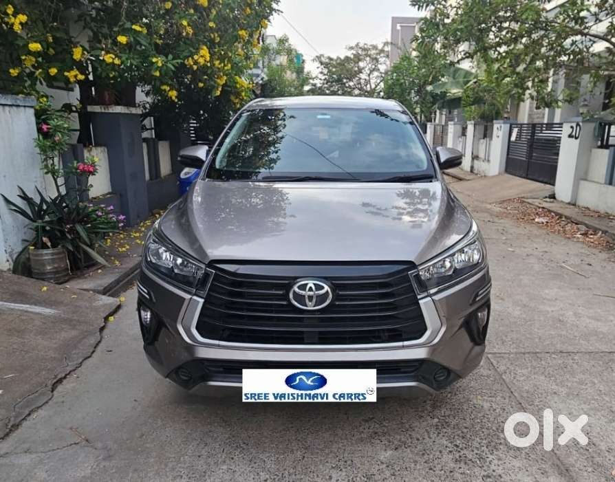 Toyota Innova Crysta 2.4 G Mt 7 Str, 2022, Diesel