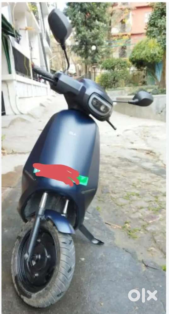 2023 OLA S1 Air Scooter