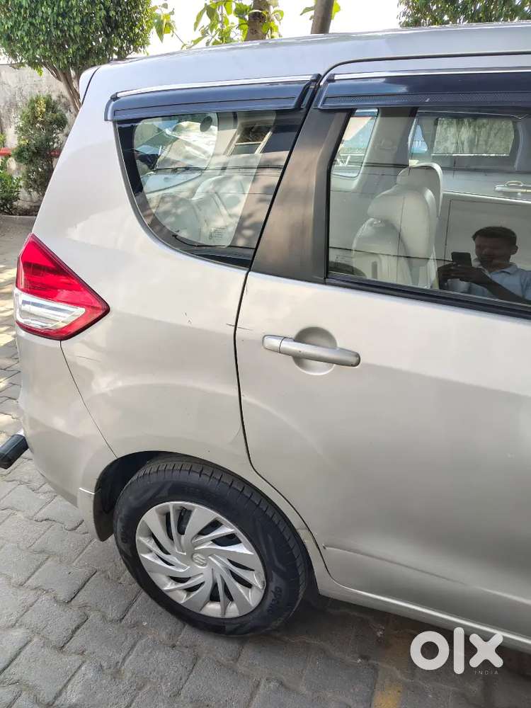 Maruti Suzuki Ertiga Cng 2015 Model