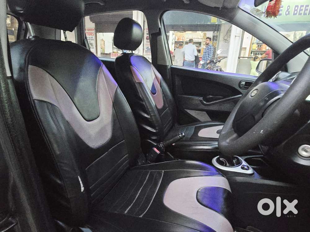 Ford Figo 1.2p Titanium Opt Mt, 2015, Petrol