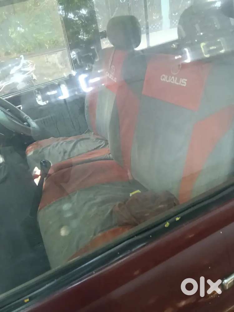 Toyota Qualis 2000