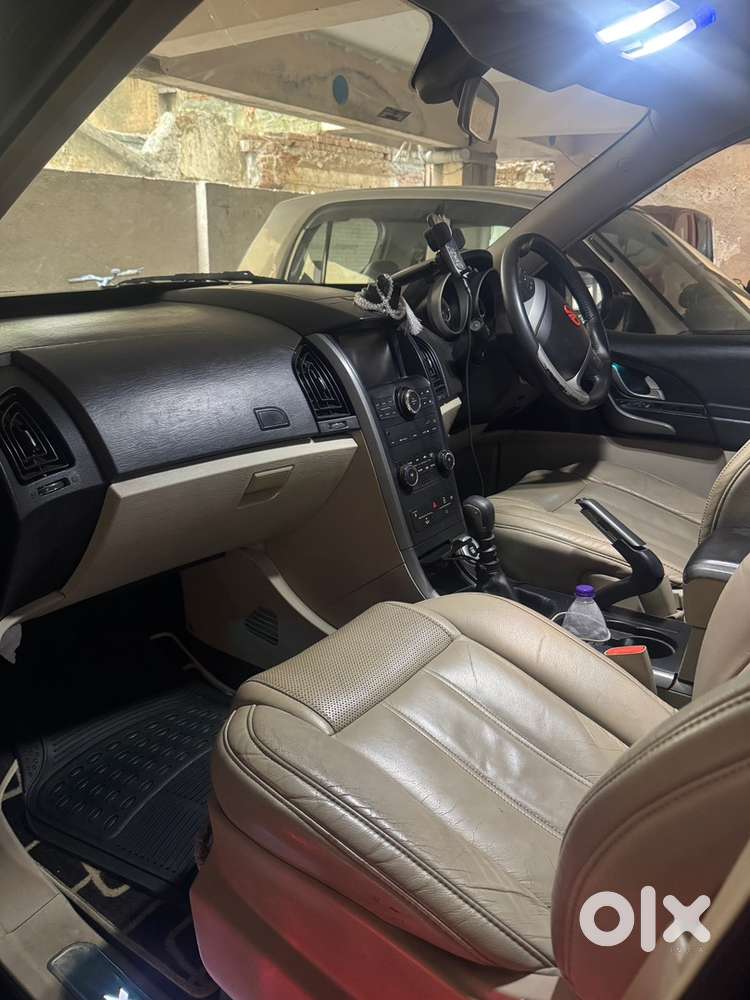 Mahindra Xuv500  W 10 Diesel 2016